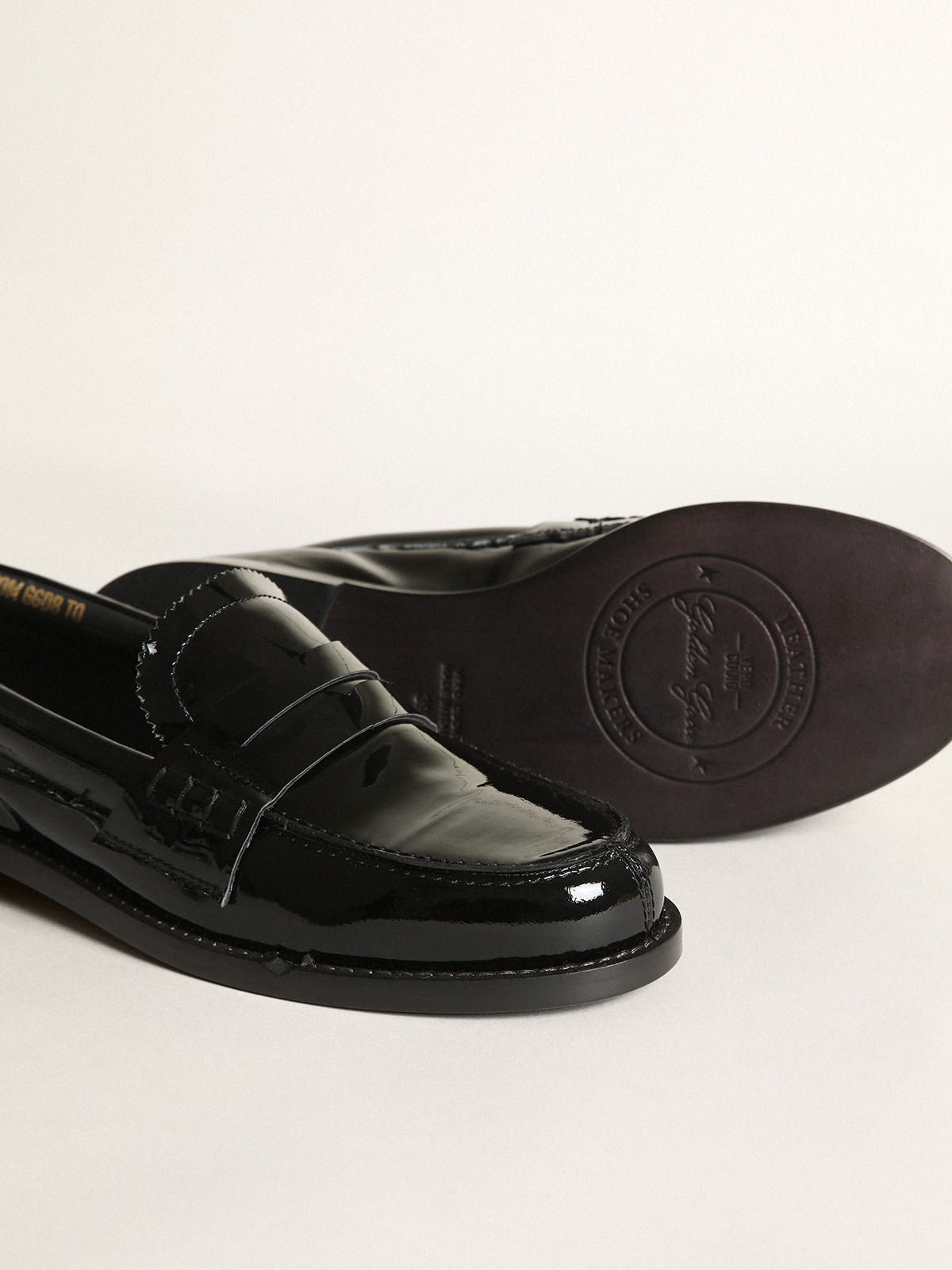 Golden Goose - Jerry loafer in black patent leather in 
