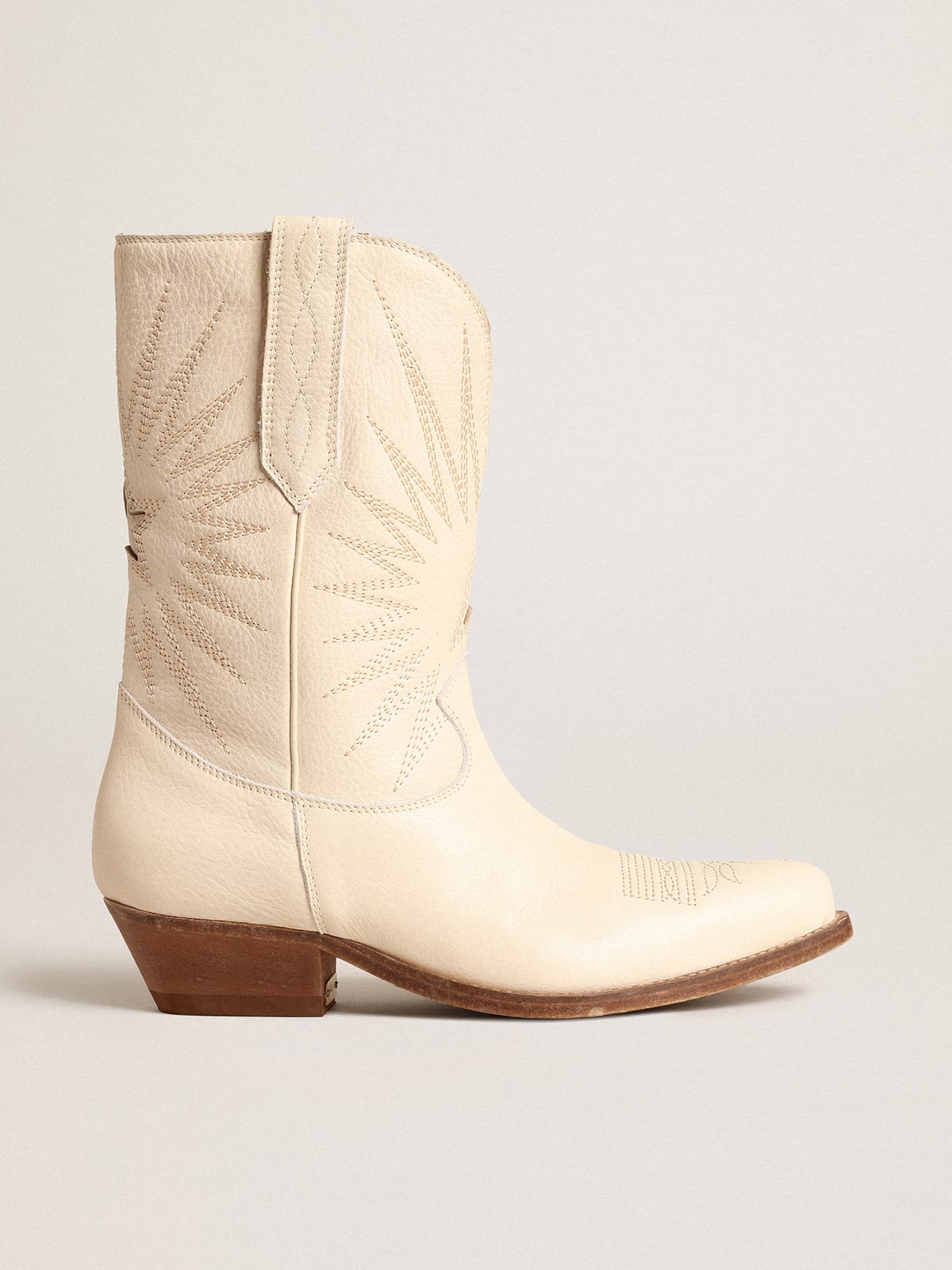 Low Wish Star boots in cream-colored leather with inlay star | Golden Goose