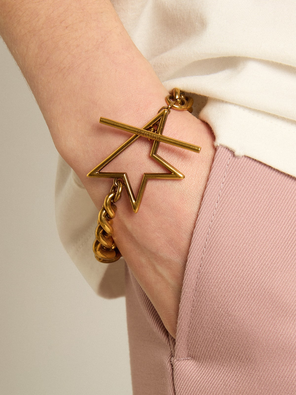 Golden Goose - Bracelet in antique gold decreasing chain with star-shaped clasp in 