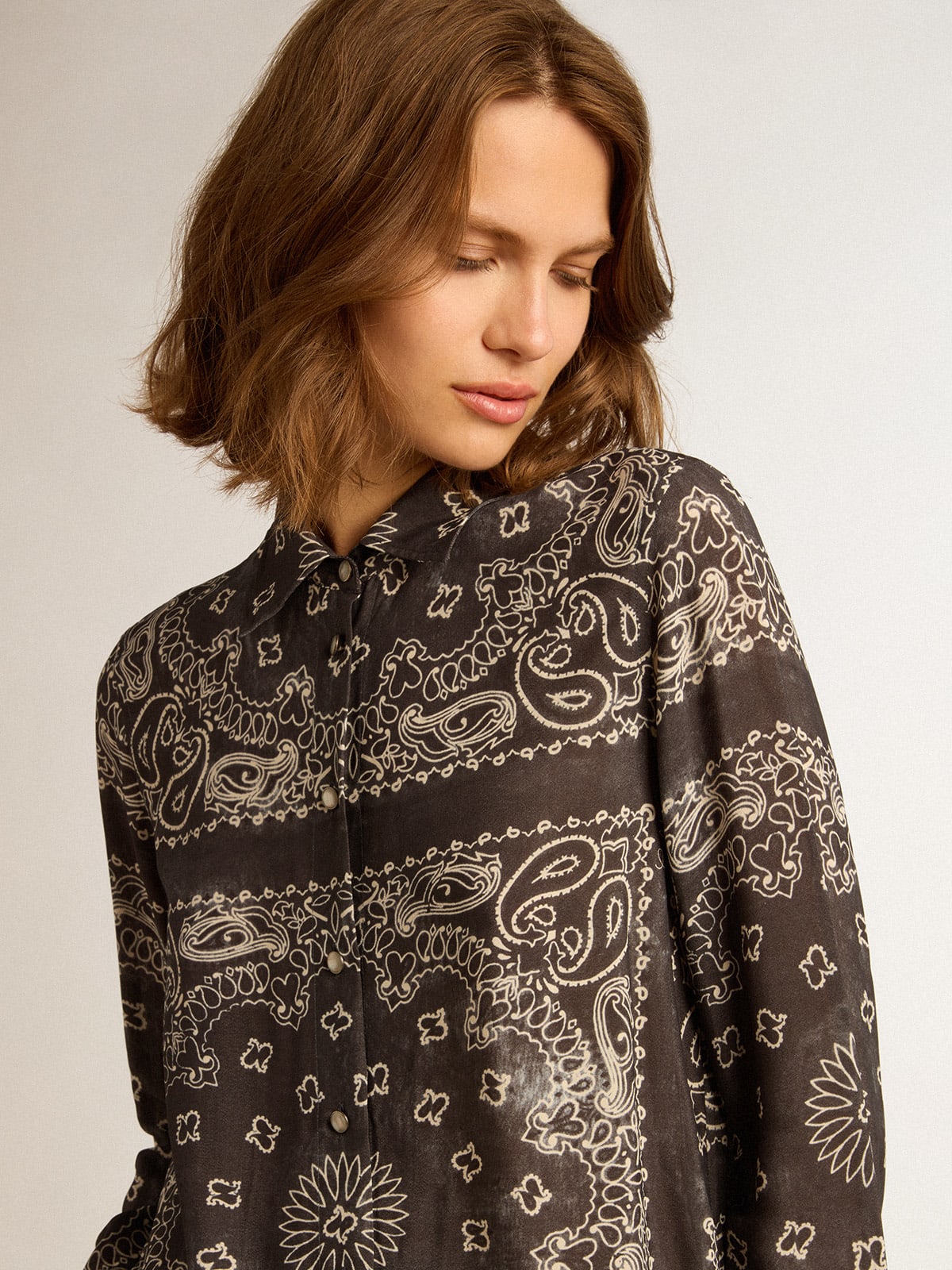 Chemise Western Wrangler Femme – Brun Moyen à Manches Longues Imprimé Paisley