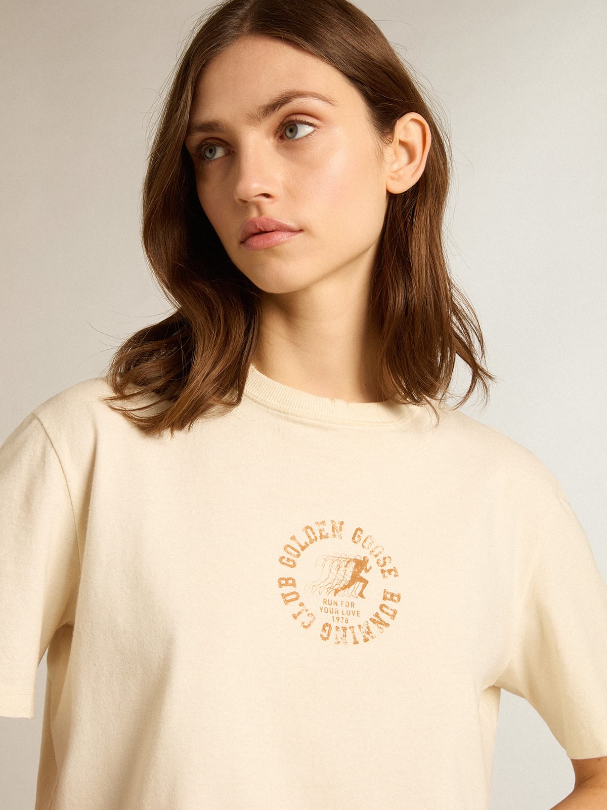 Golden Goose - Aged white cotton T-shirt with seasonal logo in 