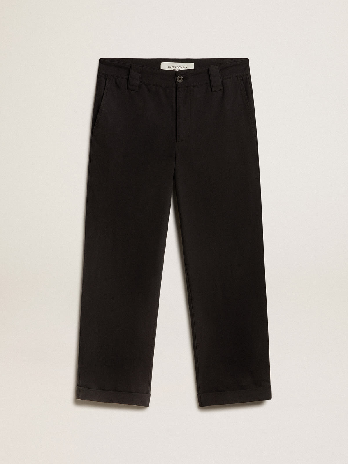 Pantalón chino en gabardina de algodón de color negro