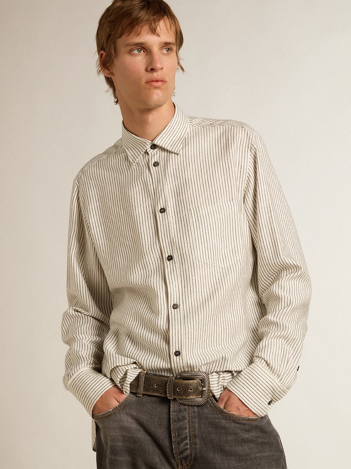 Camisa rayas negra y blanca online hombre