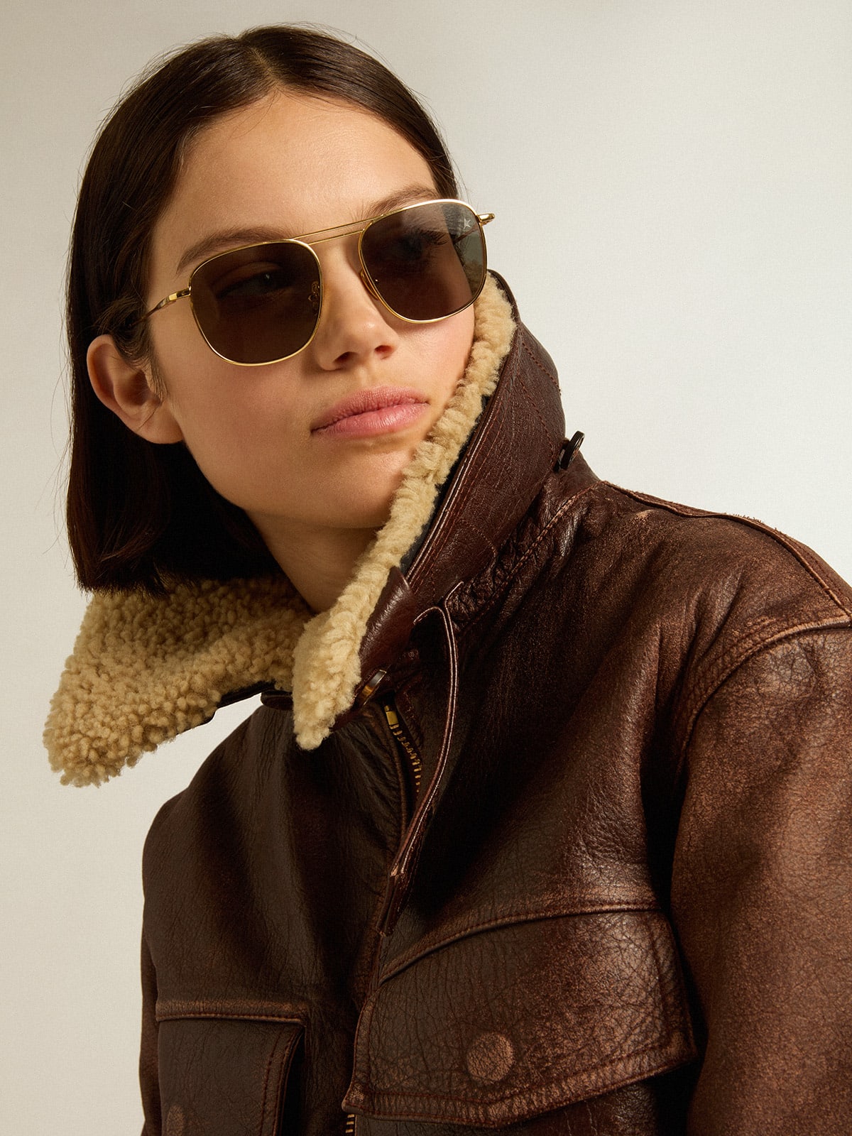 Wood-colored jacket with detachable shearling collar | Golden Goose