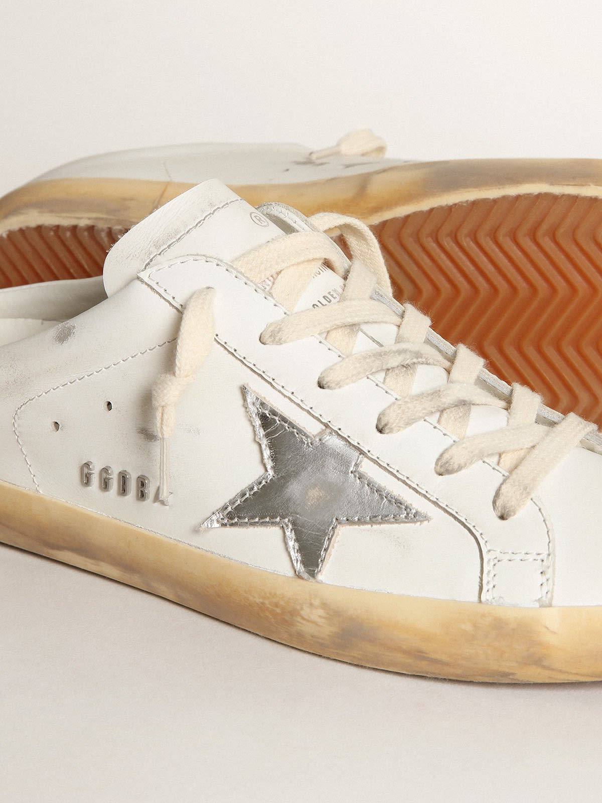 Golden Goose - Super-Star Sabots in white leather with silver metallic leather star in 