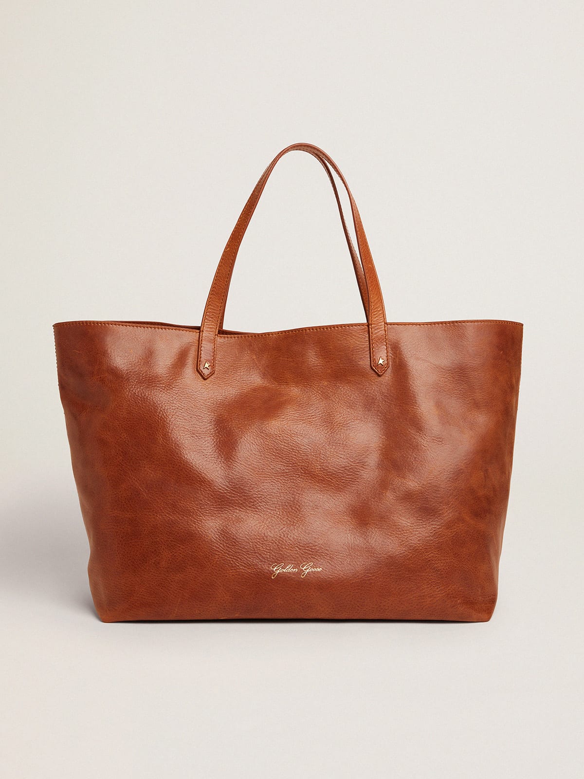 Golden Goose - Pasadena Bag en cuir brillant marron avec logo doré sur le devant in 