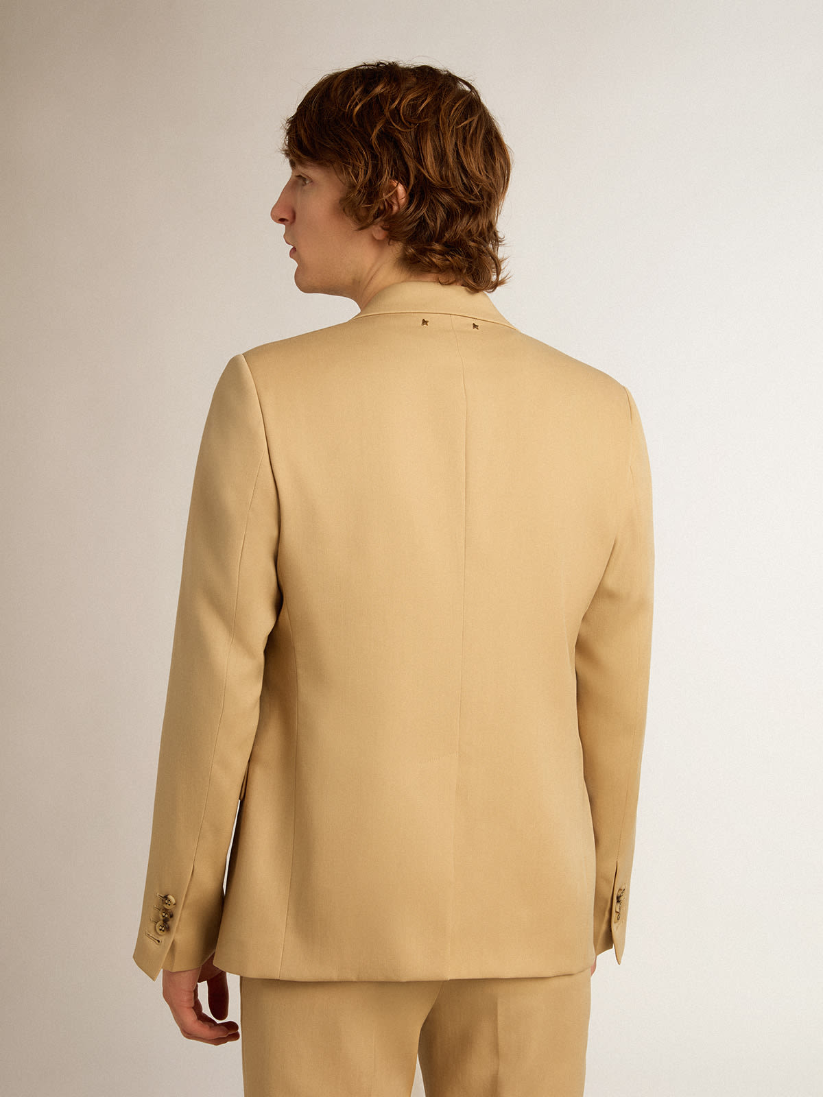 Golden Goose - Single-breasted blazer in sand with horn buttons in 