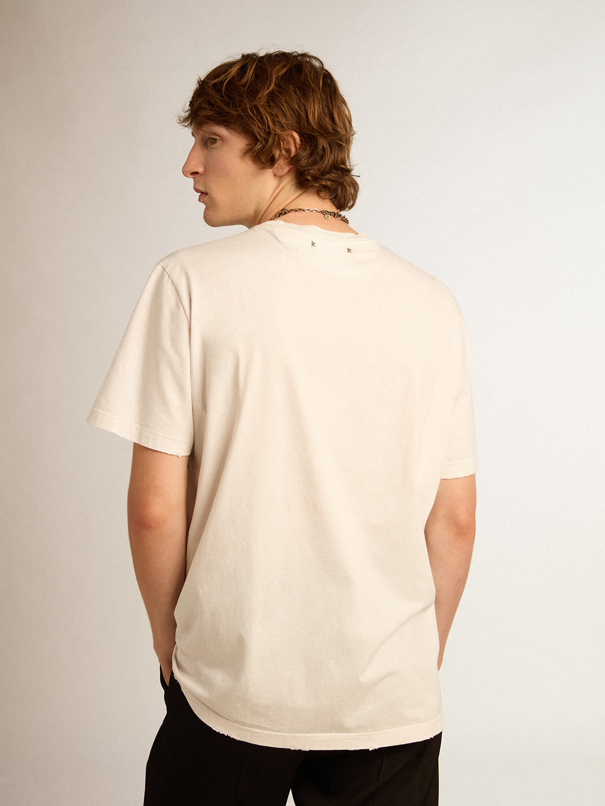 Golden Goose - Camiseta masculina branca com tratamento desgastado in 