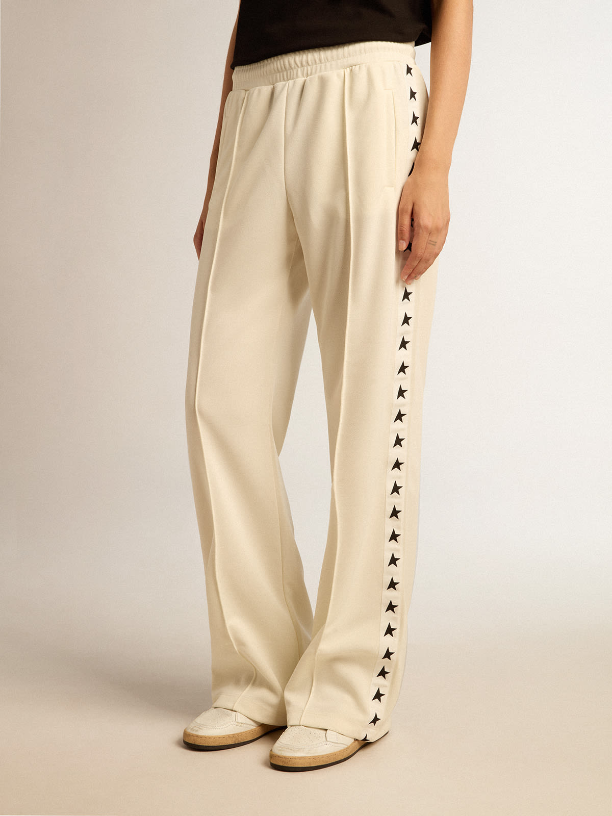 Golden Goose - Pantalón jogger de mujer en color blanco con estrellas en los lados in 