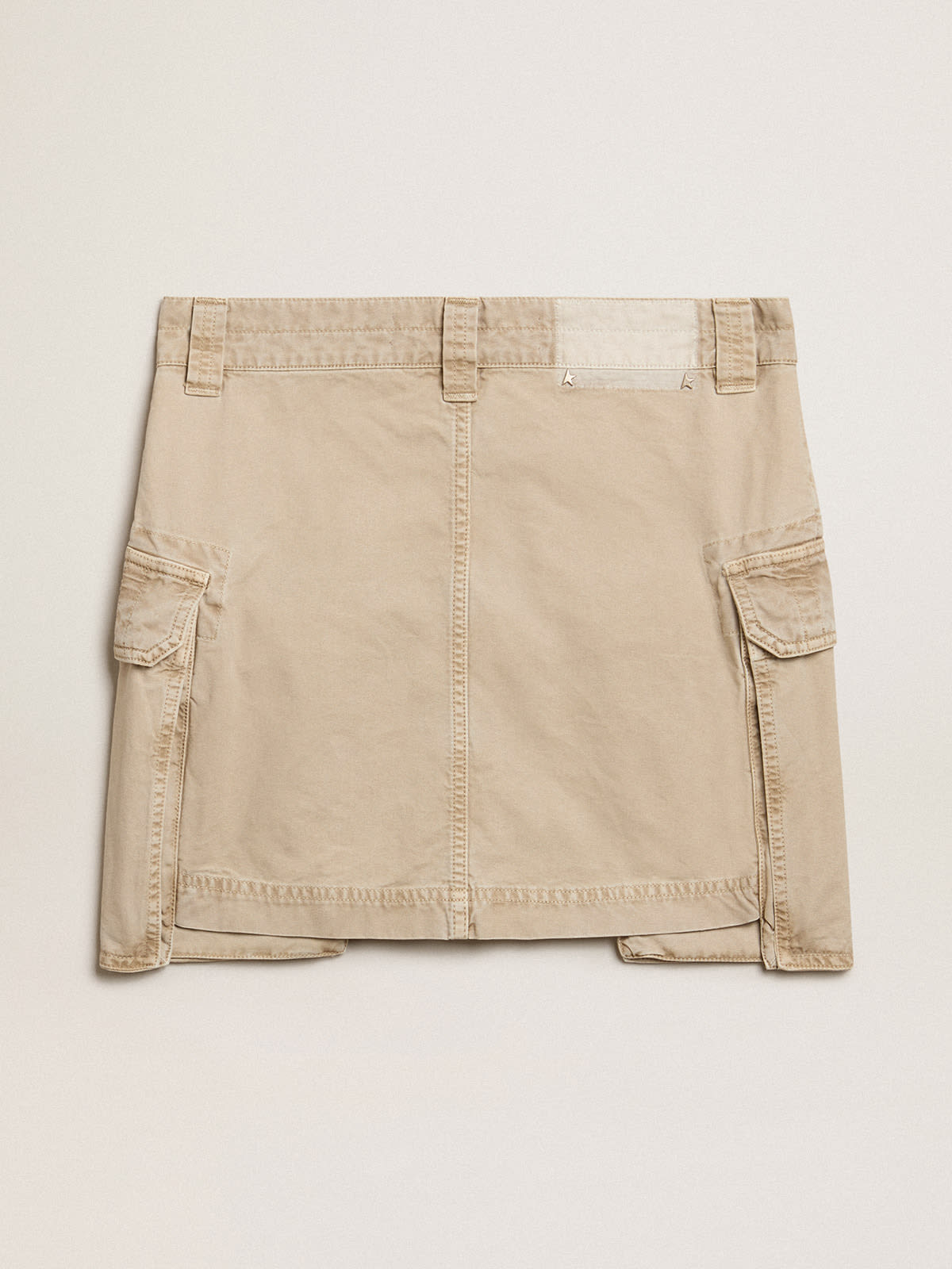 Khaki utility outlet skirt