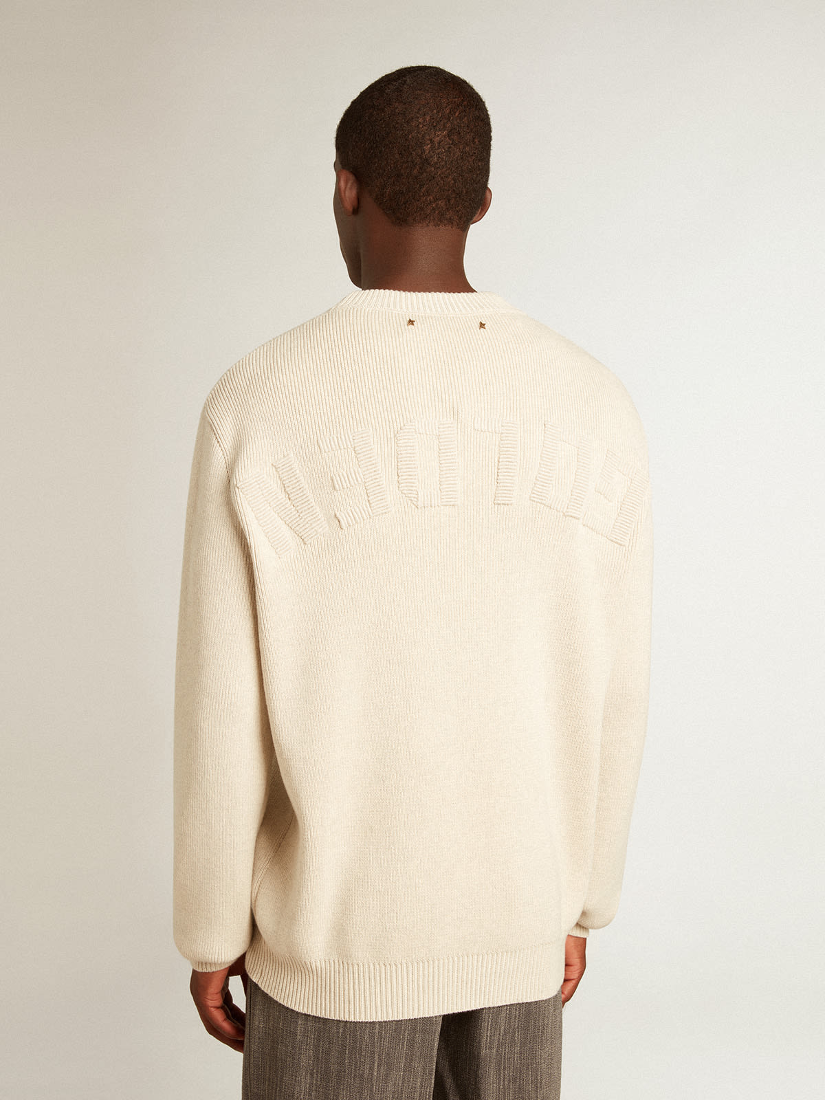 Men's round-neck sweater in panama-colored cotton with logo