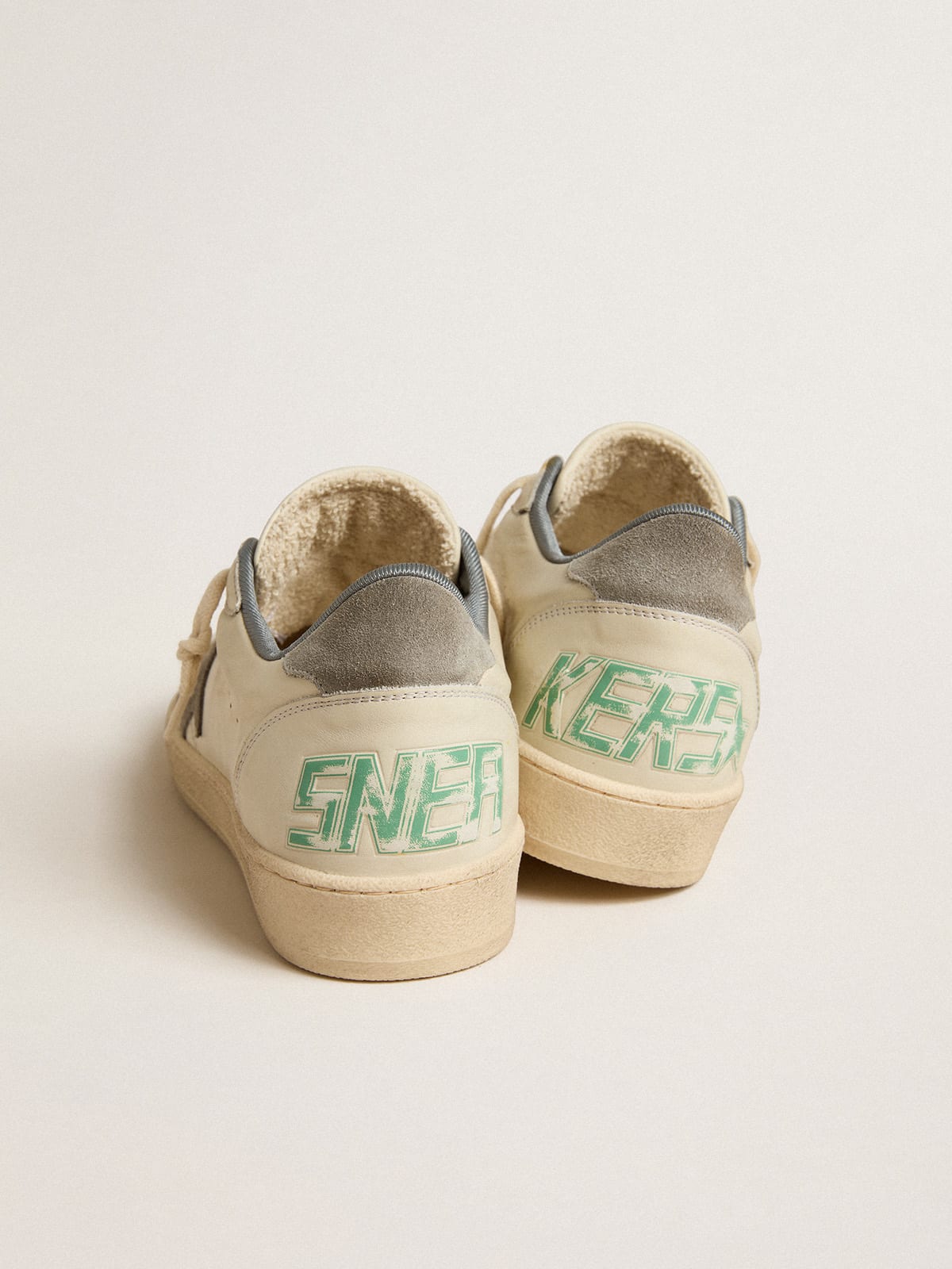 Golden Goose - Ball Star in nappa leather with gray suede star and heel tab in 