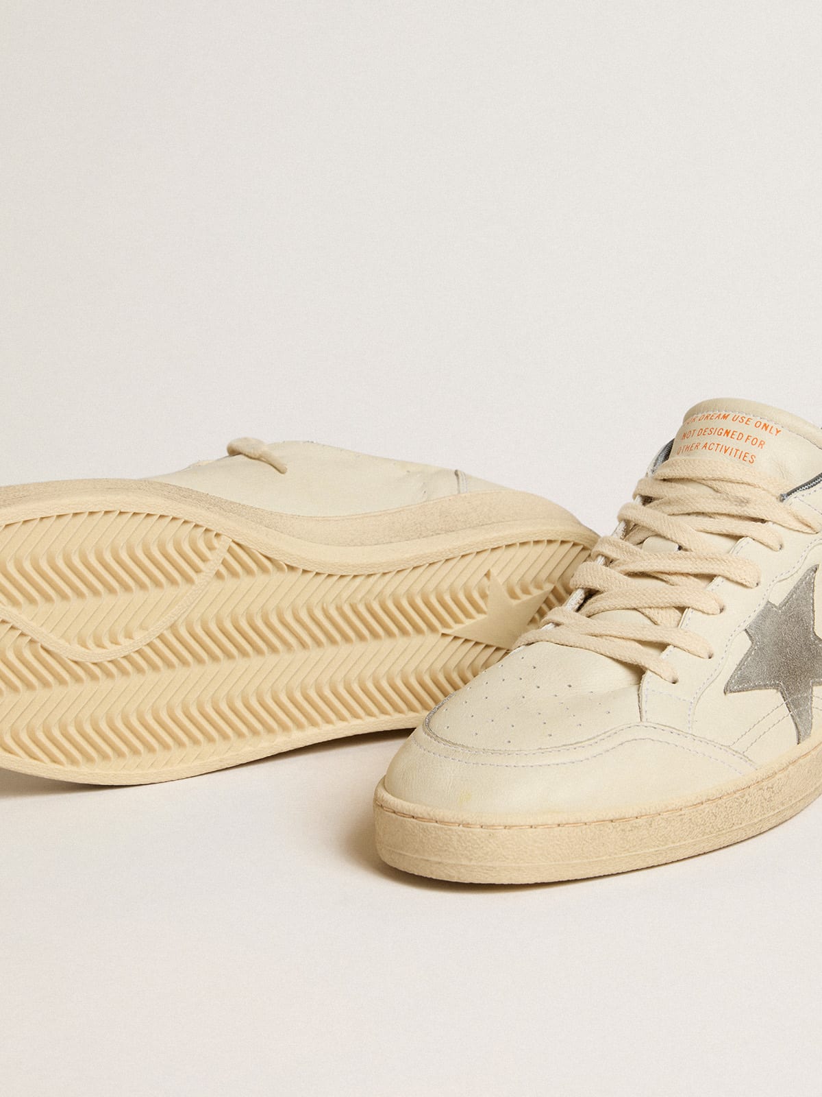 Golden Goose - Ball Star in nappa leather with gray suede star and heel tab in 