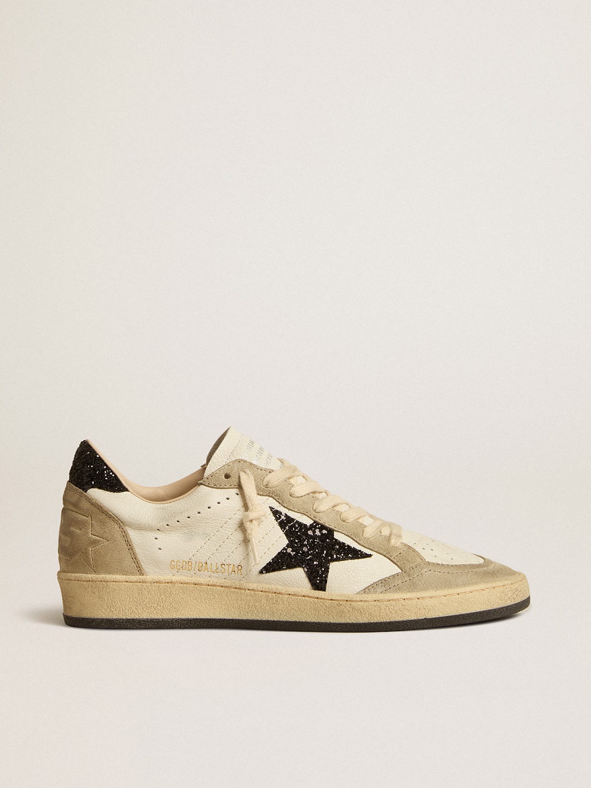 Golden Goose：メンズ＆レディースのスニーカーとウェア