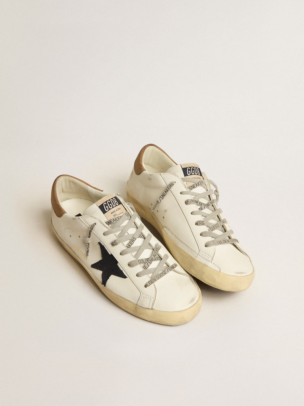  Super-Star Beige/Blue Low Trainer