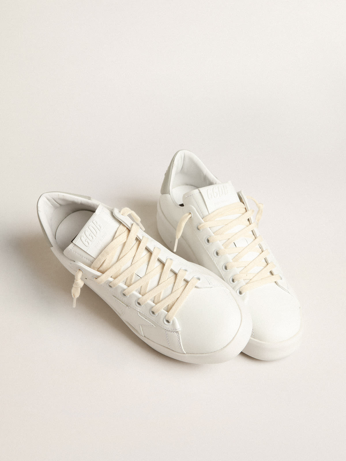 Golden Goose - Purestar with white star and gray leather heel tab in 