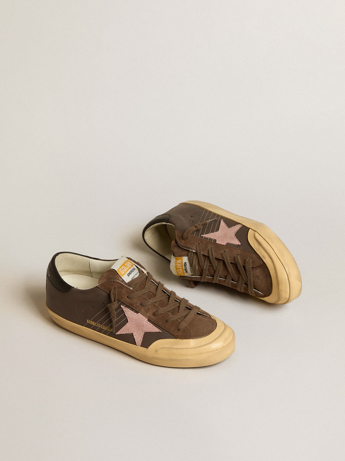 Golden Goose - Super-Star Penstar LTD in brown leather with pink suede star in 
