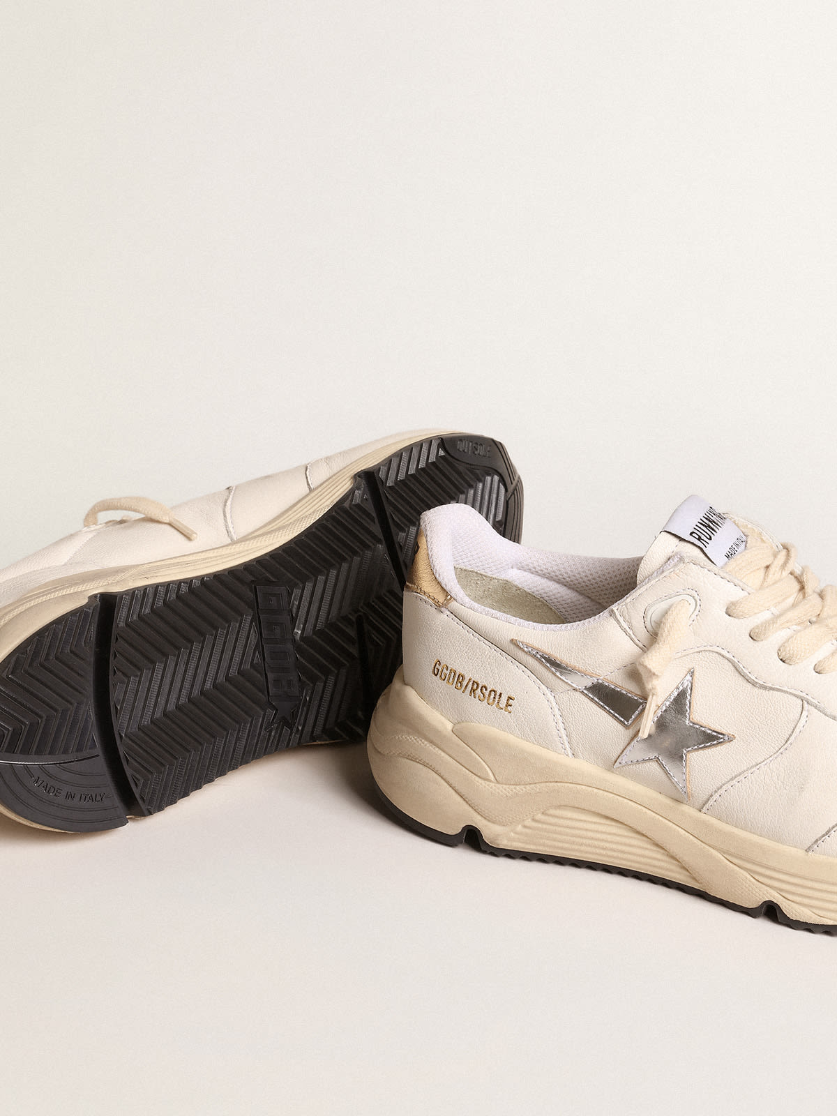 Running Sole in nappa with silver star and gold leather heel tab | Golden  Goose