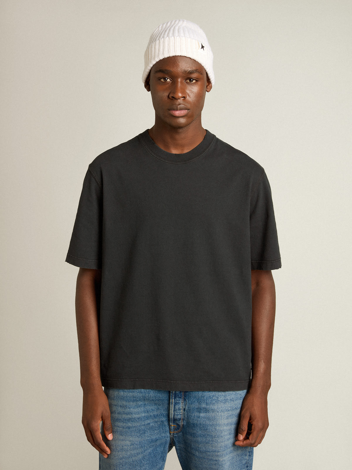 T-shirt in washed black with reverse logo on the back - Relaxed