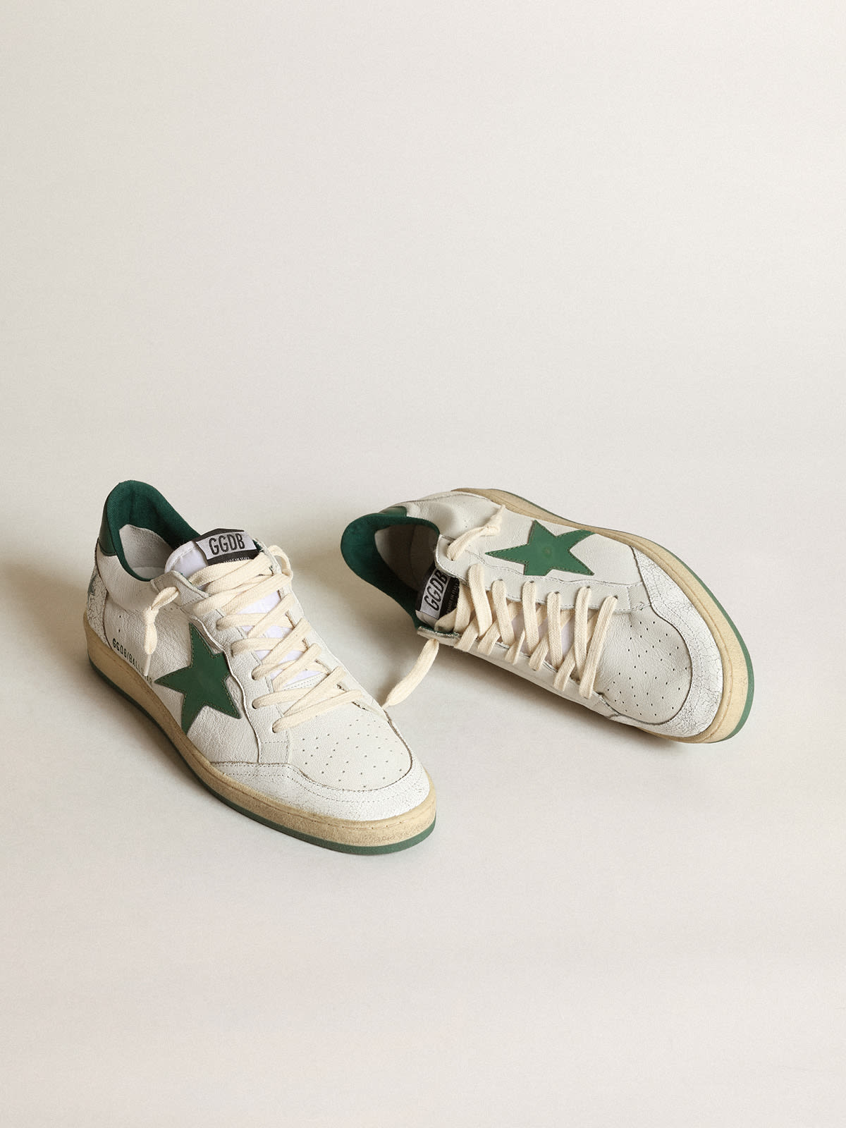 Men\'s Ball Star in white nappa leather with green leather star and heel tab  | Golden Goose