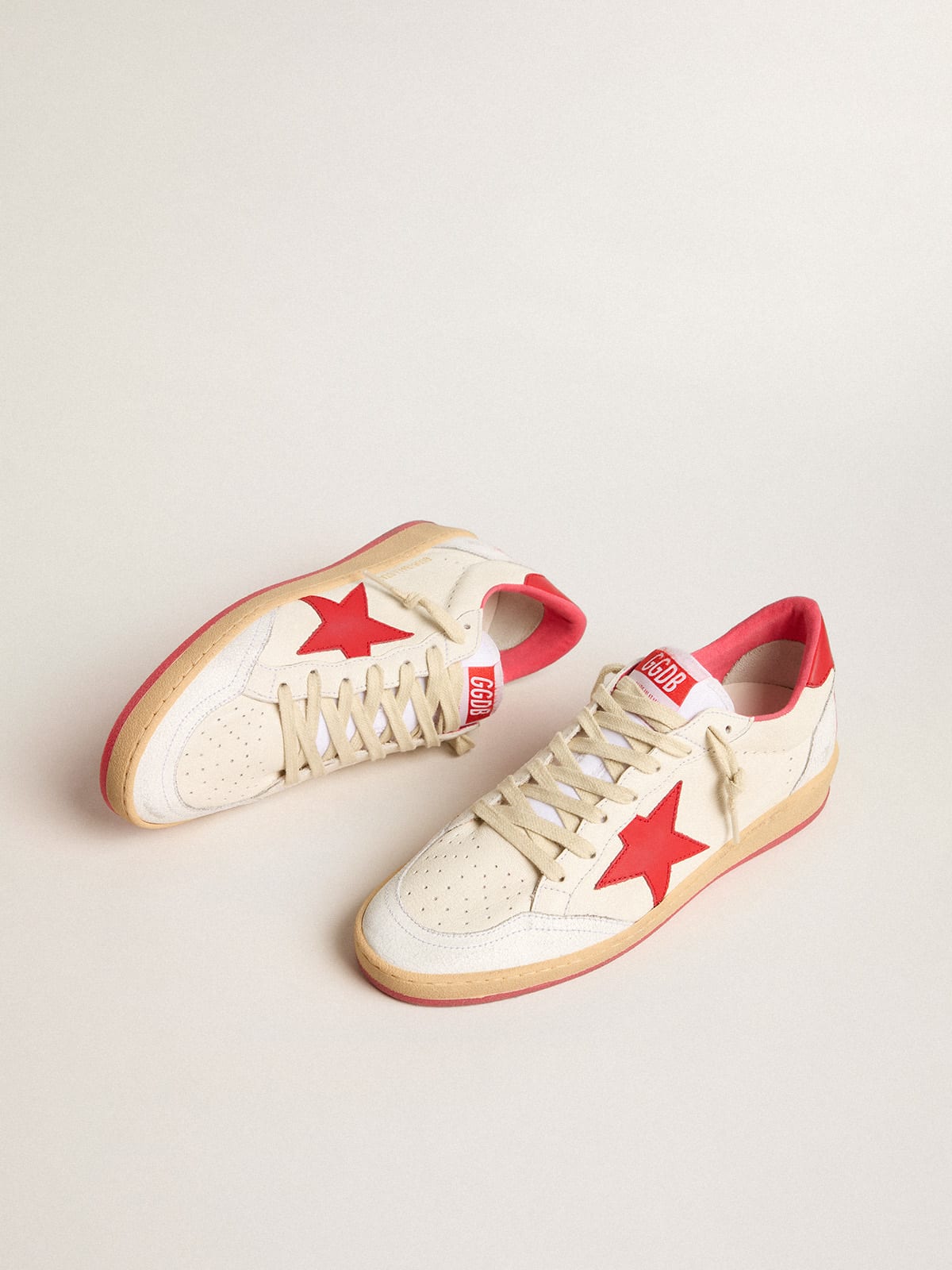 Red store star shoes