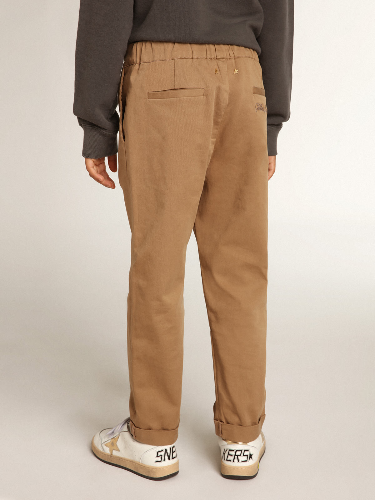 Boys' chinos in caramel cotton